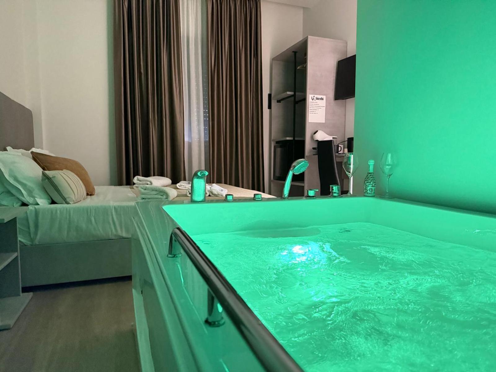 Labienbi' Hotell Cosenza Eksteriør bilde