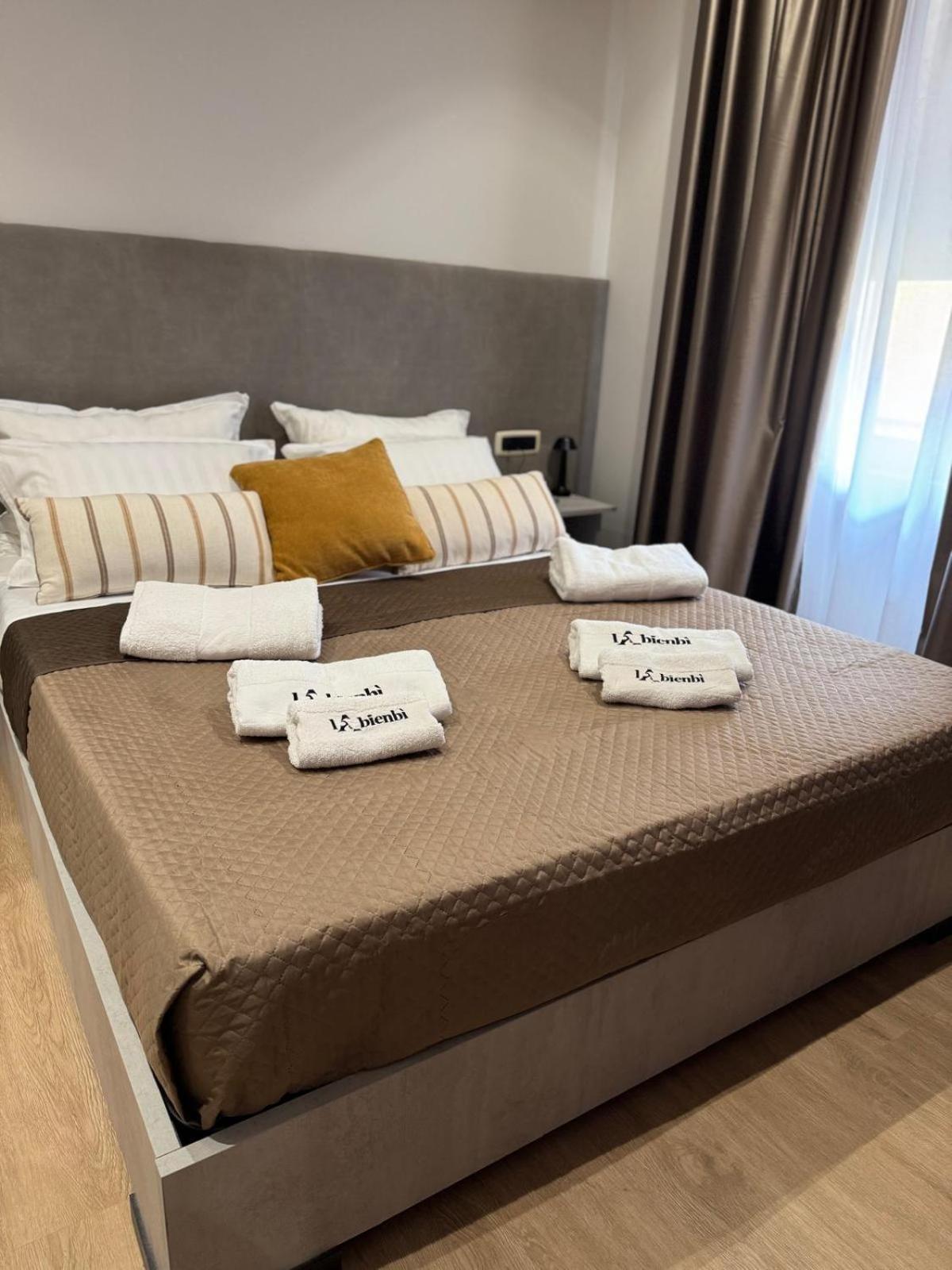 Labienbi' Hotell Cosenza Eksteriør bilde